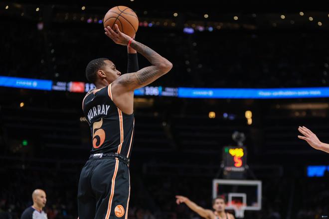 他的表现却 他的表现却