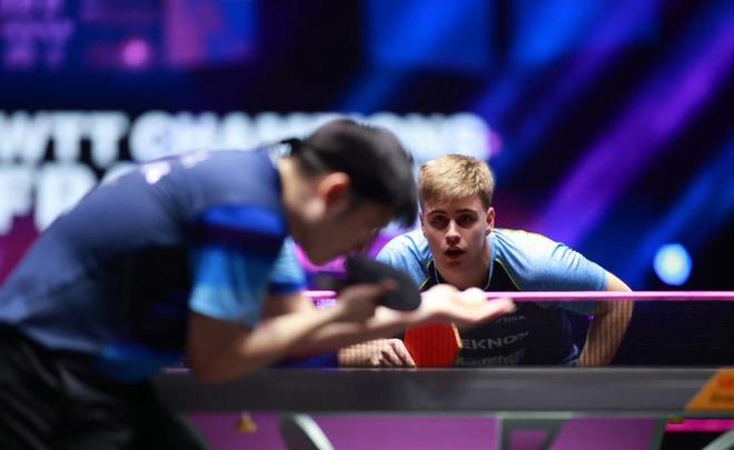 赛的话题热 赛的话题热