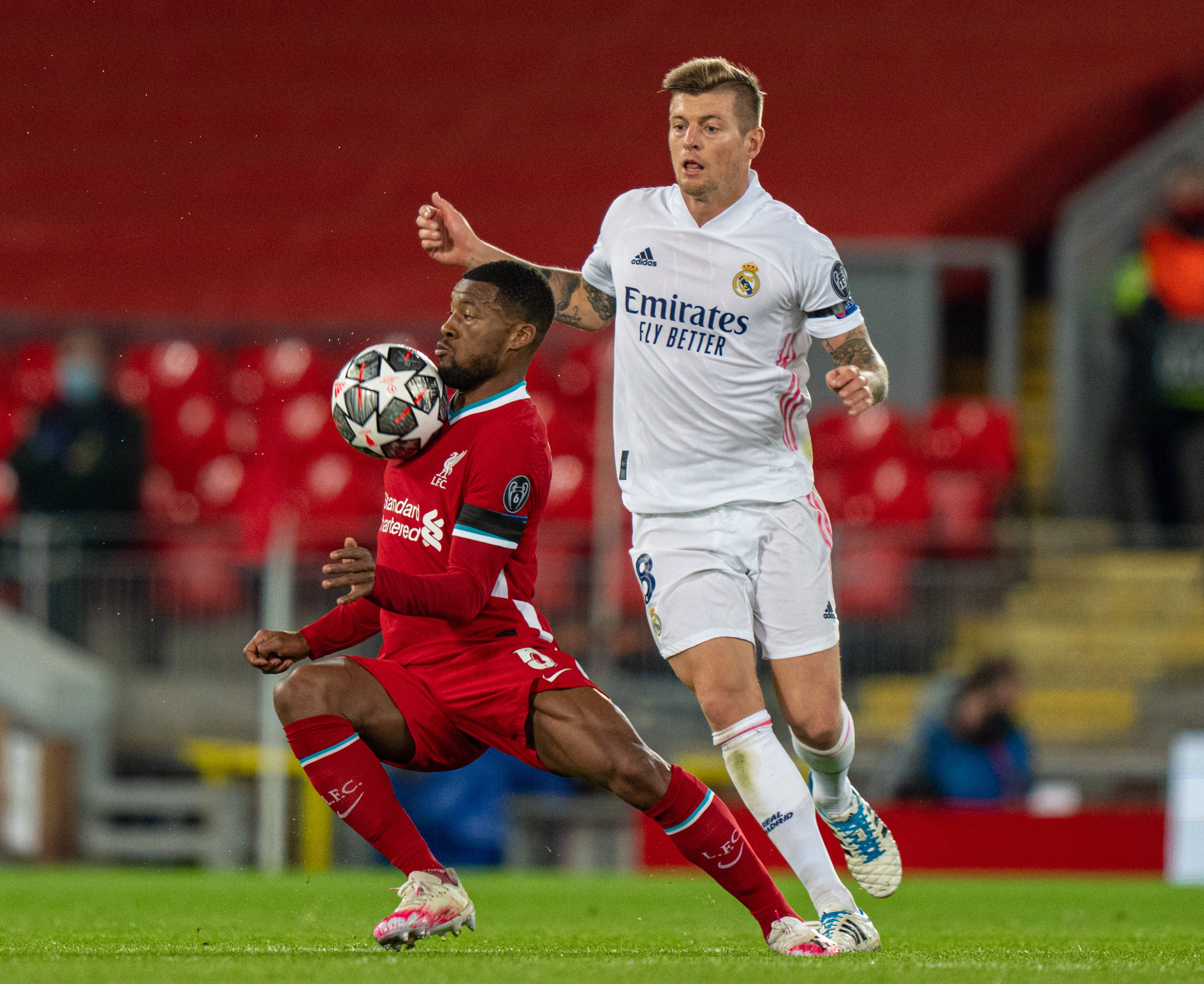 非盲目拼臂 非盲目拼臂