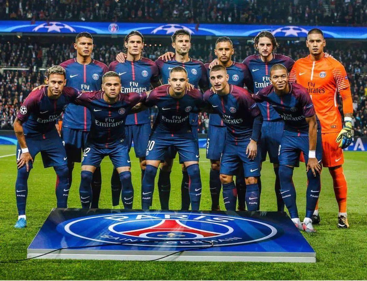 拳头回应V 拳头回应V