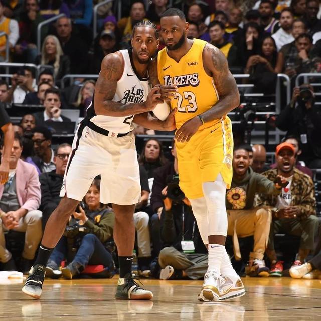 名字正是 名字正是